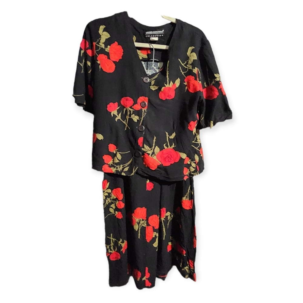 Vintage 2 peice Rose Set